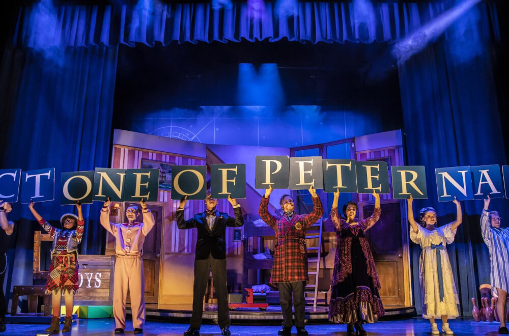 REVIEW: Peter Pan Goes Wrong – Lyceum Theatre – Sheffield